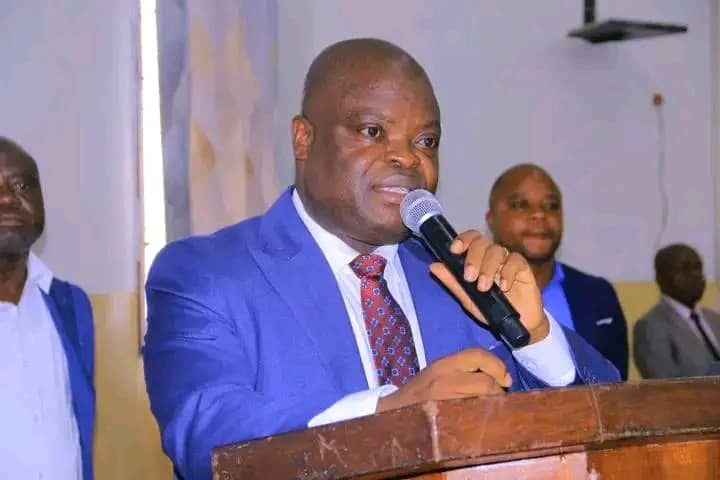 Maniema: le Gouverneur Kabwankumbi Moïse présente le rapport d’activités du gouvernement provincial devant les élus du peuple