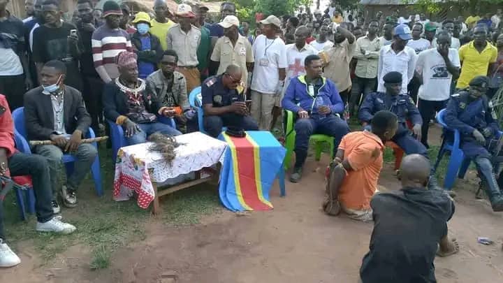 Kasaï : un chef de groupement brûlé vif lors des affrontements à Tshibemba en territoire de Tshikapa