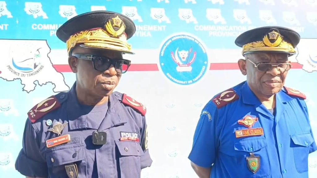 Tanganyika : le nouveau commissaire provincial de la police, Wumbi Azaledanya Jean-Pierre prend le commandement