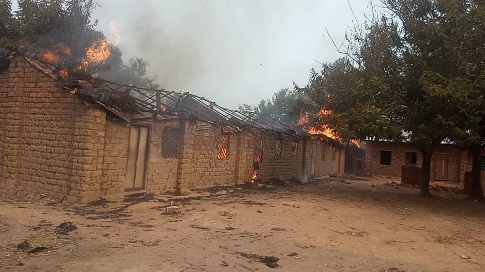Incendie d’une école à Lomami : six salles de classe réduites en cendres