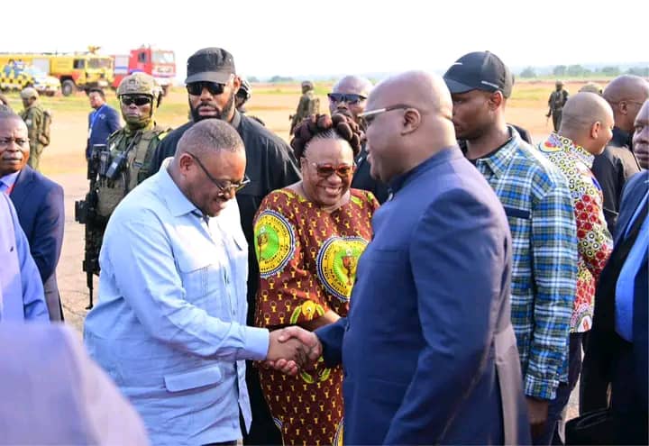 Kasaï-Oriental : Félix Tshisekedi est arrivé à Mbuji-Mayi pour inaugurer les nouveaux bâtiments de l’université officielle de Mbuji-Mayi